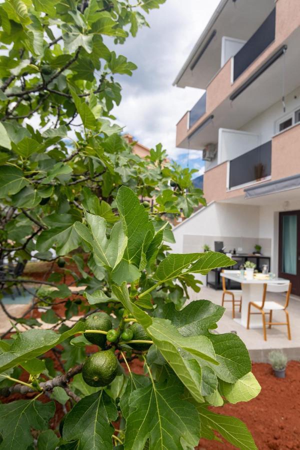Oleander Apartment Malinska Exterior photo