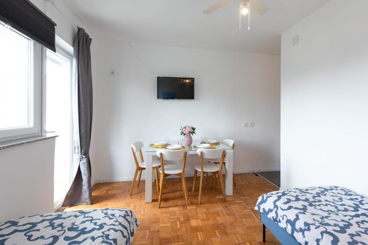 Oleander Apartment Malinska Exterior photo